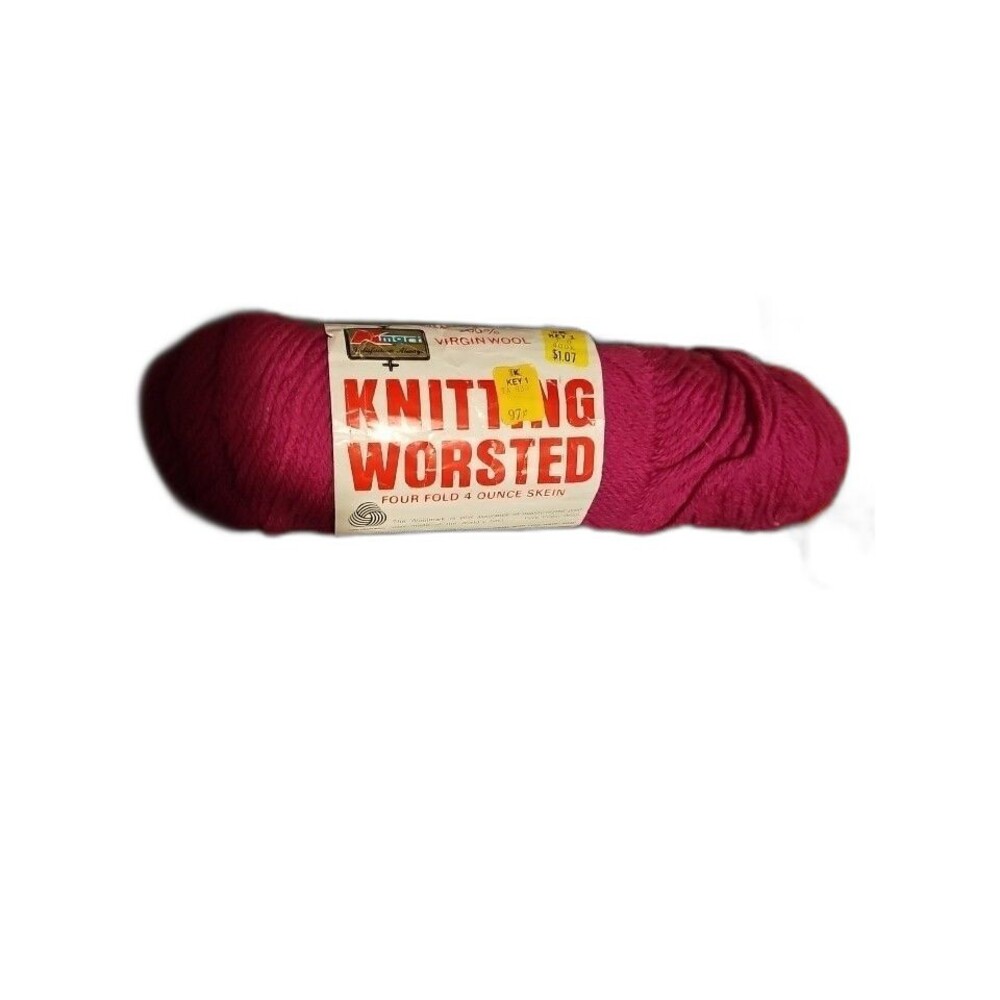Vintage 590 cerise knitting worsted virgin wool yarn